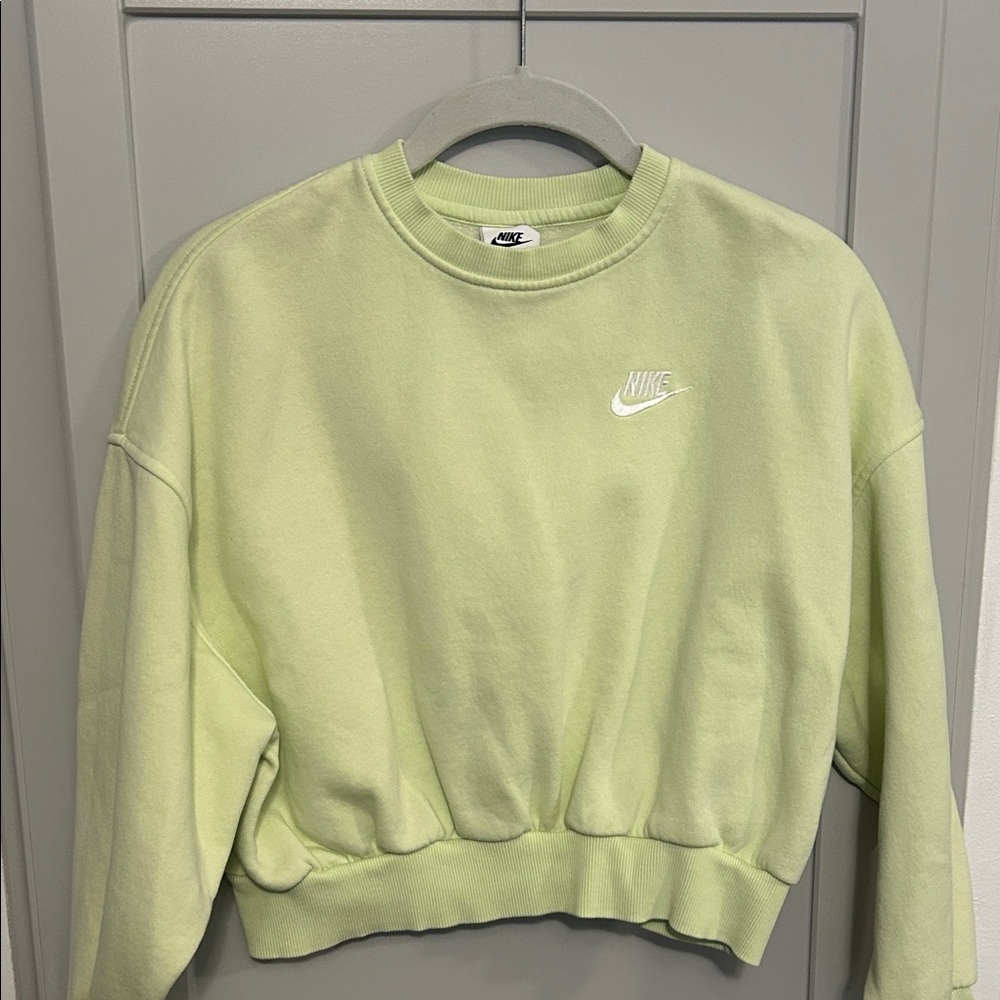 Nike Pastel Green Crewneck Sweatshirt